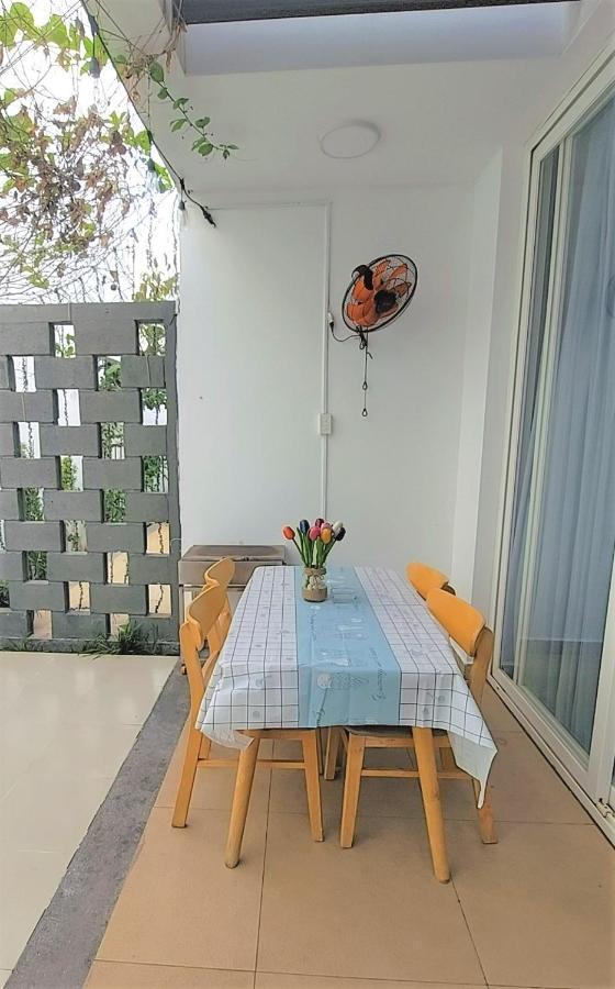 Oceanami Villa Resort: Beachfront Villas with Pool and BBQ in Long Hai Exterior photo