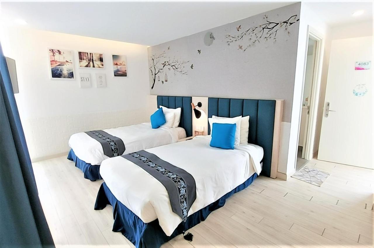 Oceanami Villa Resort: Beachfront Villas with Pool and BBQ in Long Hai Exterior photo