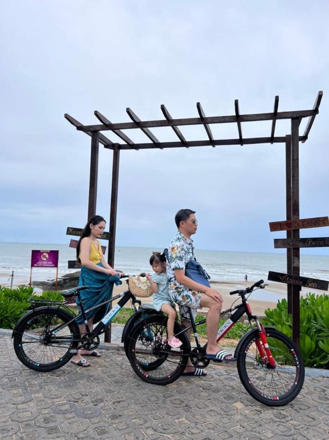 Oceanami Villa Resort: Beachfront Villas with Pool and BBQ in Long Hai Exterior photo